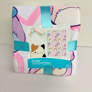 Squishmallows Colorful Snuggle Throw Blanket
